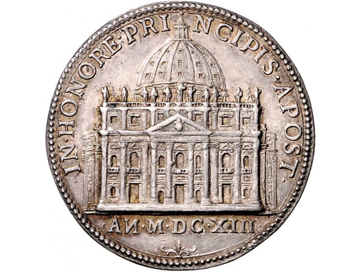 Historiepenningen Paul V (1605-21), medal 1613 yr. 8 in silver - Obv: bust left / Rev: facade of St. Peter, by I.A. Mori, 37 