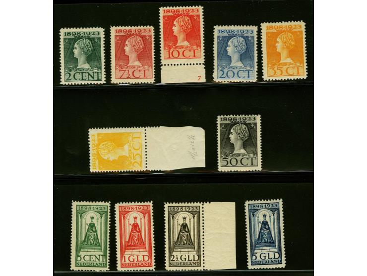 2 cent t/m 5 gulden w.b. met velrand, nr. 131 uiterst miniem plakkerspoortje, cat.w. 1030