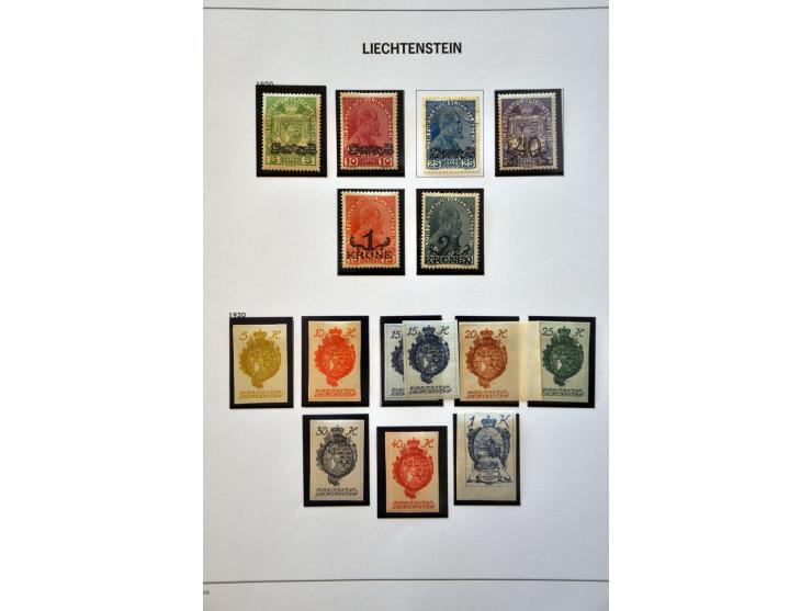 collectie 1912-2001 gestempeld en * later meest ** met betere ex. in 2 Davo albums en diverse jaarsets in envelop