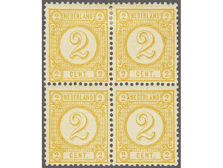 2 cent okergeel tanding 12½ x 12 grote gaten in blok van 4 waarin 2 ex. postfris (1 ex. licht potlood en 1 ex. eigendomsstemp