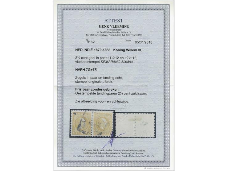 Willem III 2½ cent geel in gecombineerd tandingpaar 11½ x 12 grote gaten en 12½ x 12 grote gaten, pracht ex. met certificaat 