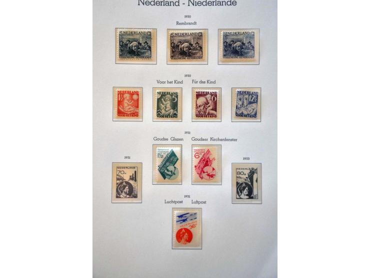 collectie 1923 - 2000 w.b. */** , in 2 Leuchtturm albums