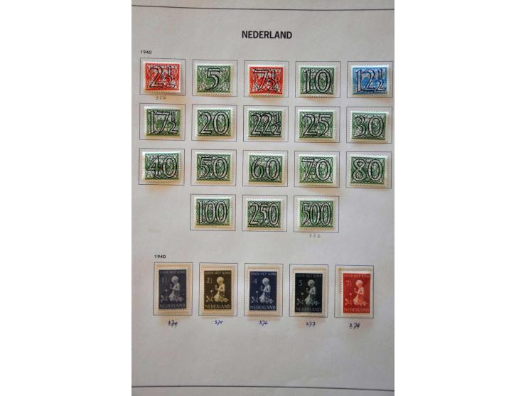 collectie 1869 - 2001 */**  in 3 Davo albums
