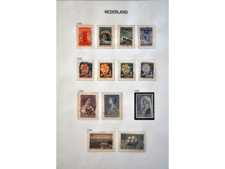collectie 1852-1979 gestempeld w.b. nrs. 1-79, 130-131 en Meeuwen in Davo album