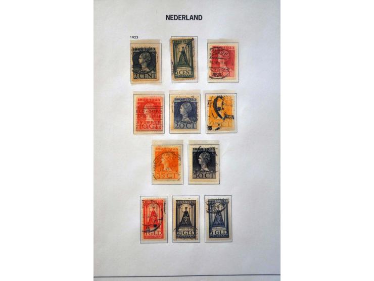 collectie 1852-1979 gestempeld w.b. nrs. 1-79, 130-131 en Meeuwen in Davo album