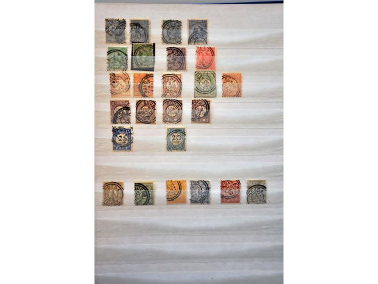 dubbelringstempels collectie met doubletten w.b. betere zegels o.a. postbewijs en iets proef grootrond, totaal ruim 180 ex. e