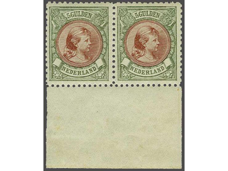 5 gulden bronsgroen en bruinrood in paar met velrand, minimaal plakkerspoor, pracht ex., cat w. 2000