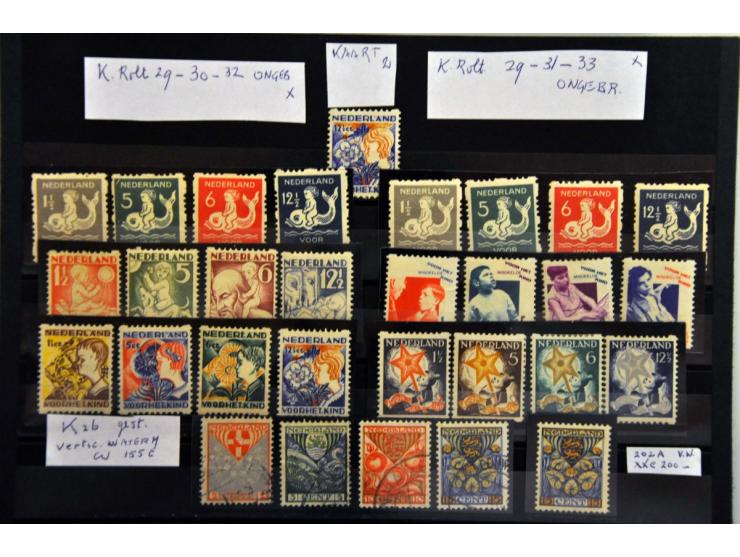 roltanding series meest */** en iets kind 1926 met verticale watermerken (199a-202a), cat.w. 2600 op 3 insteekkaartjes