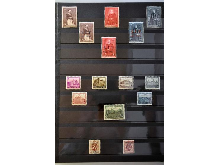 collectie 1849-2005 meest */** met veel betere ex. en series w.b. OBP nr. 37, Albert met Helm, Postzegeldagen Antwerpen, Gekr
