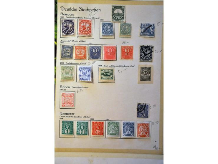 stadsposten collectie met betere ex. en diverse fiscaal w.b. Oostenrijk in album