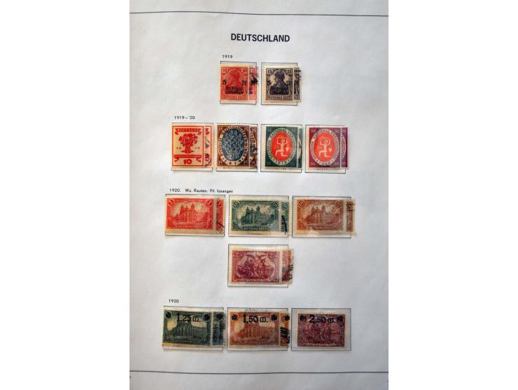 collectie zowel gestempeld als * verzameld w.b. Iposta blok 1930 ** doch 2 vouwen in rand in Davo album