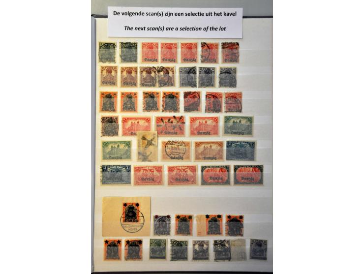 collectie w.b. kleurverschillen in 2 insteekboeken