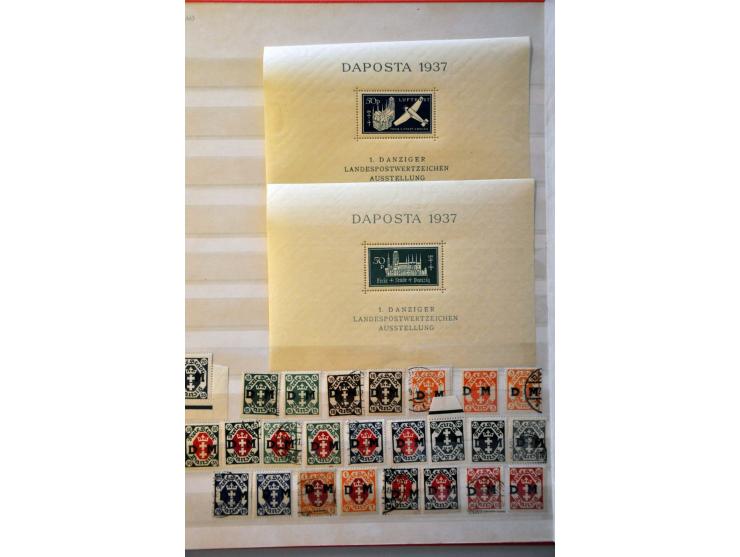 collectie w.b. kleurverschillen in 2 insteekboeken