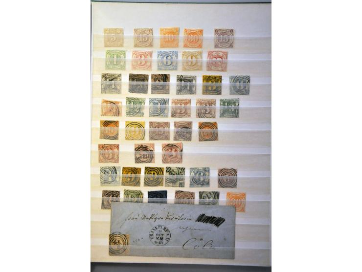 gestempeld en */** met beter materiaal van o.a. Oude Staten, Bund en DDR in 5 insteekboeken