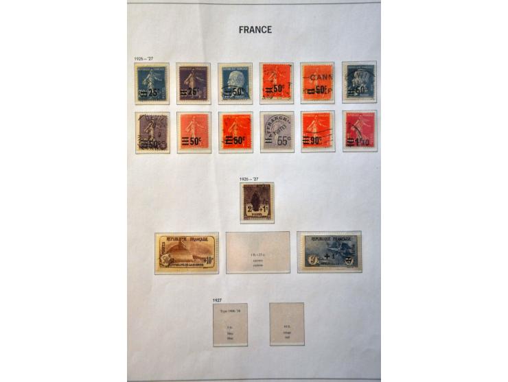 collectie t/m 1999 wb. Yv. nr. 33 met gros chiffre 5104 Shanghai (gaatje) in 4 albums