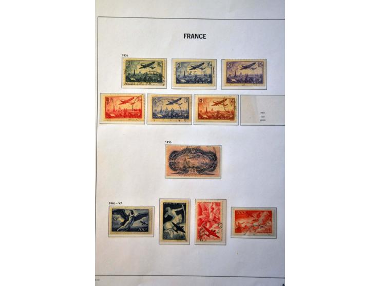 collectie t/m 1999 wb. Yv. nr. 33 met gros chiffre 5104 Shanghai (gaatje) in 4 albums