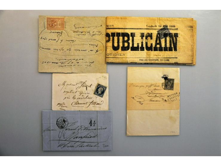 ruim 400 poststukken vanaf 1860 w.b. Sage (o.a. 15 complete kranten), militair, aangetekend, AR, retour gezonden, chargé, etc