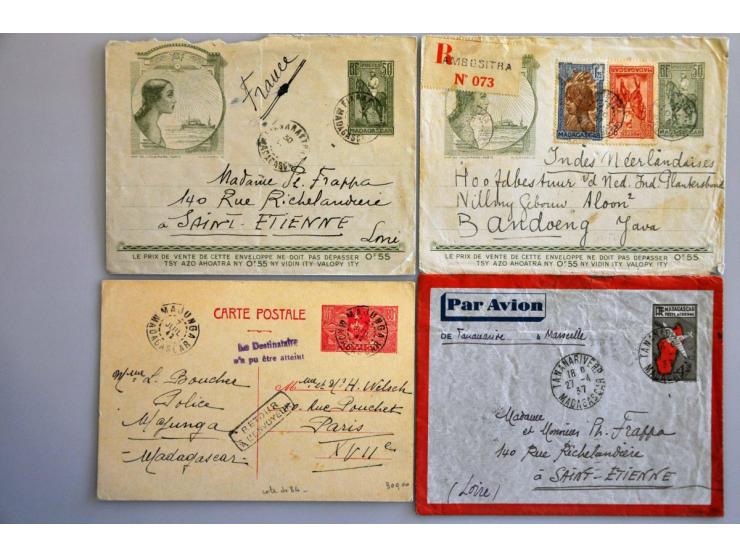 65 postwaardestukken w.b. Tunesië airmail cards met opdrukken ca.1941, Madagascar ca.1938, etc. in album, ex. Drukker
