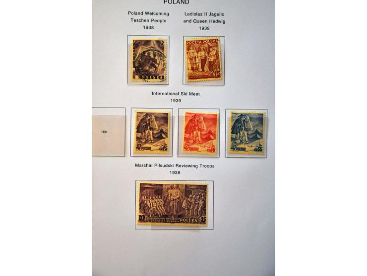 collectie 1918-2012 deels */** met betere ex., series en blokken (o.a. Mi. nrs. 1 en 9) in 7 ringbanden