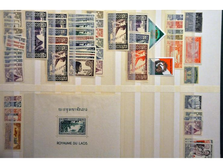 w.b. Italiaanse koloniën, Franse gebieden, USA etc. met betere ex. en series in 2 albums en 2 insteekboeken