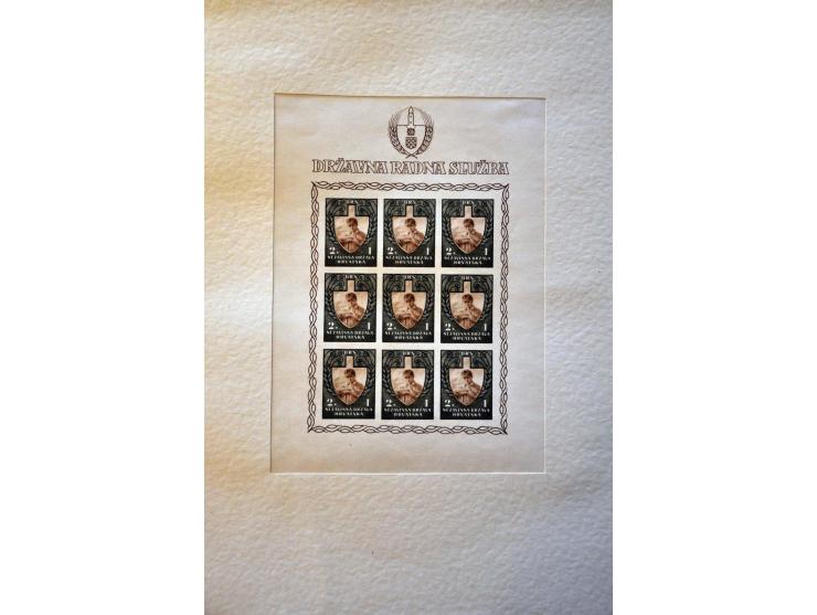 Labour Force 2 - 9 kuna. Ministers album containing a.o. the complete set in perforated and imperforated minisheets of 9 stam