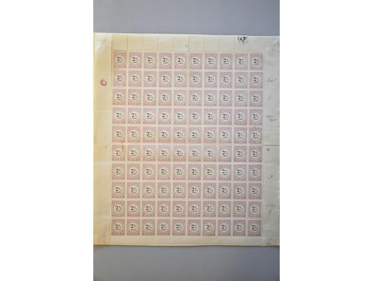 port 2½ cent nr. P9 in compleet ongebruikt vel van 100 ex. waarin typen en plaatfouten, pracht ex.