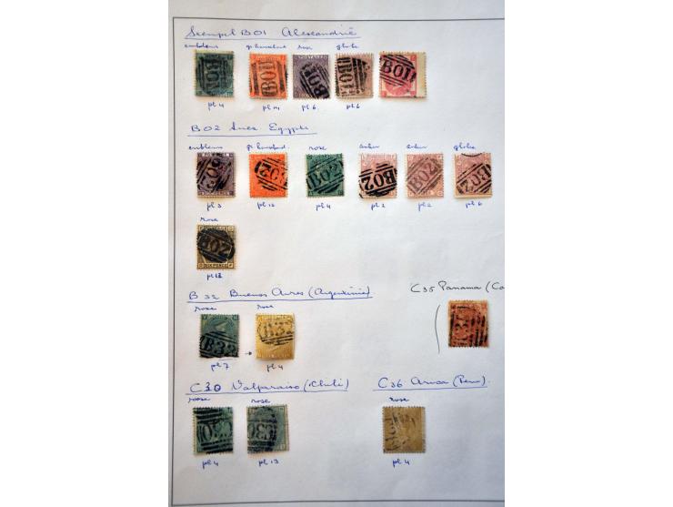 used abroad kleine collectie met enkele betere ex. in gemengde kwaliteit op albumbladen 
