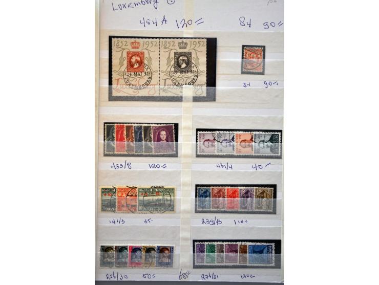 collectie * en gestempeld op albumbladen