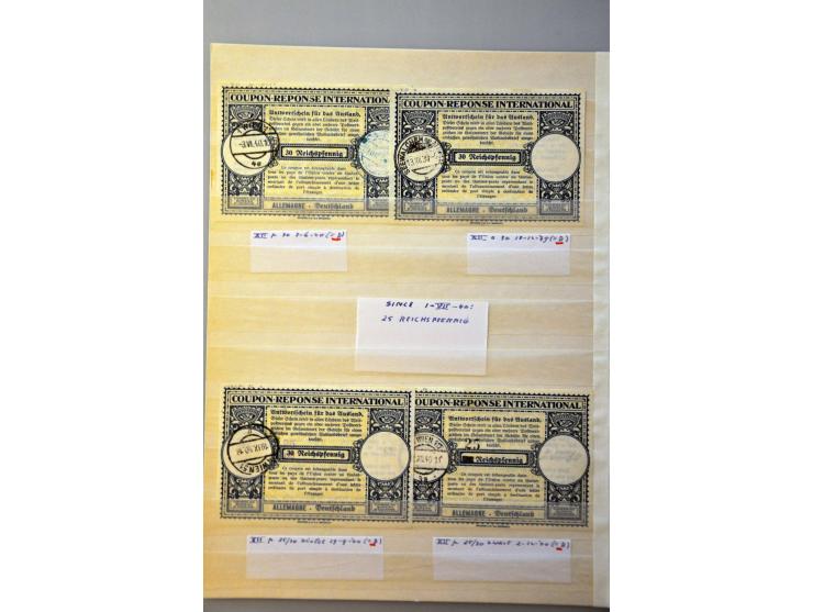 International Reply Coupons (Internationale Antwortscheine) 1939-1945 type London (15 ex.) met veel verschillende stempels