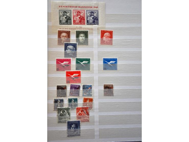 collectie w.b. Iposta-blok (gebreken doch zegels **) en iets na 1945 in insteekboek