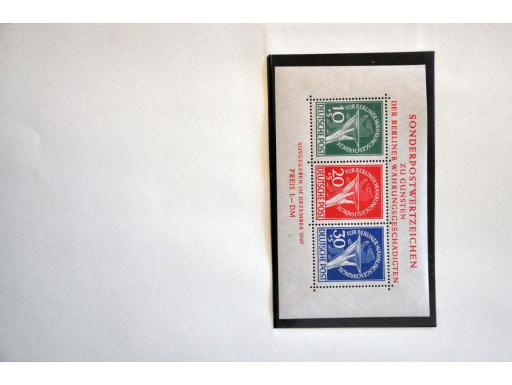 nagenoeg complete collectie ** w.b. zwarte opdrukken, rode opdrukken, Von Stephan en Währungsgeschädigte-blok alle gesigneerd
