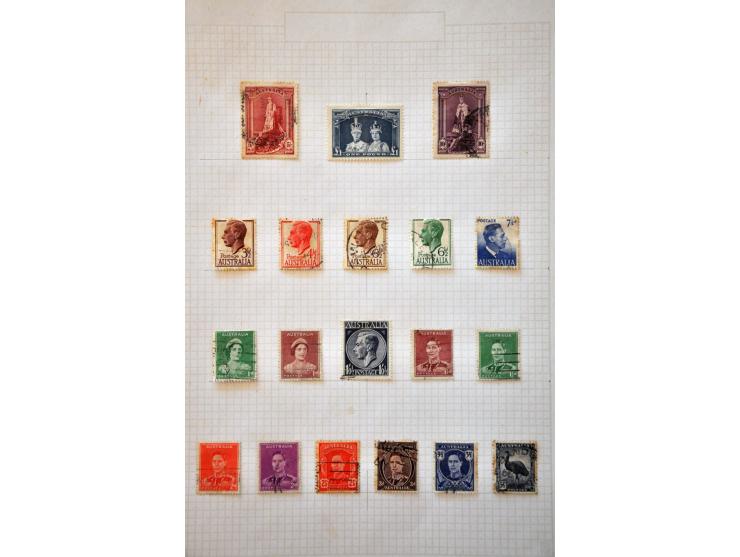 en New Zealand, collectie tot ca. 1974 met beter materiaal keurig opgezet in blanco album