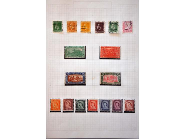en New Zealand, collectie tot ca. 1974 met beter materiaal keurig opgezet in blanco album