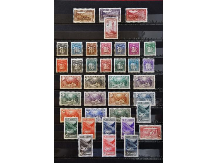 collectie 1920-2003 gestempeld w.b. Mi. 1/23 (keur Liedel BPP) en */** (w.b. Mi. 24/47 en Port 1/13 *) in insteekboek