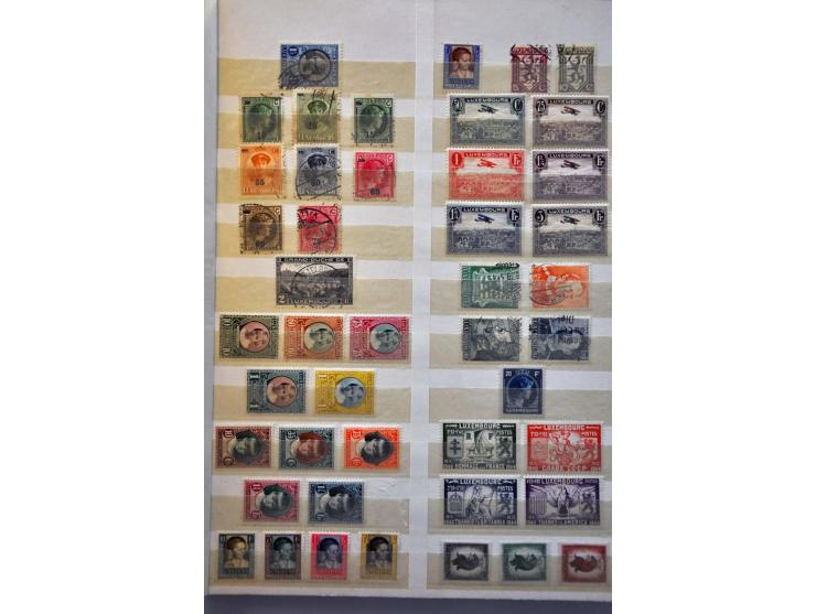 collectie 1852-2000 in 2 insteekboeken