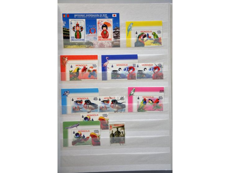 collectie 1932-2008 meest ** in 5 dikke insteekboeken