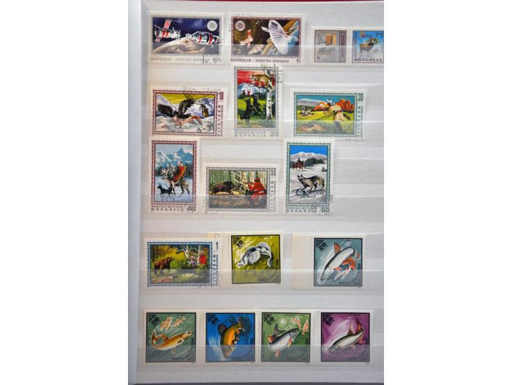 collectie 1932-2008 meest ** in 5 dikke insteekboeken
