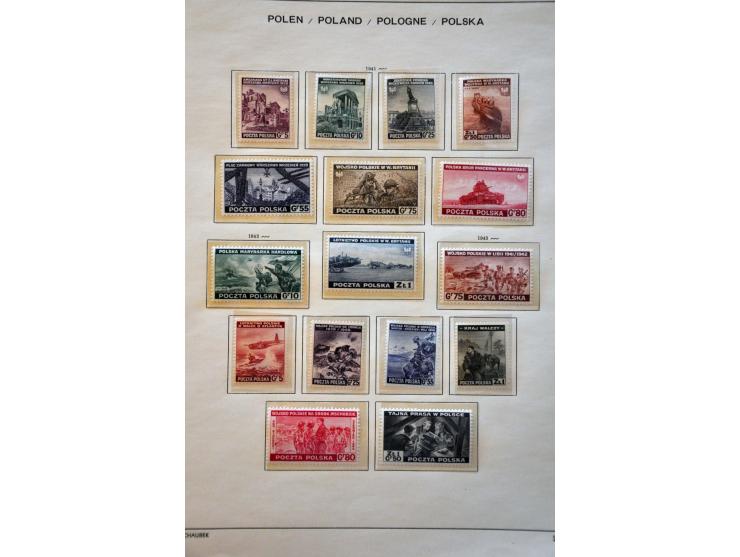 collectie 1918-1989 w.b. iets Portugal en kleine verzameling Roemenië met enig beter materiaal in 2 albums