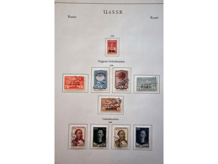 collectie 1858-2000 **/* en gebruikt w.b. betere nummers in 4 albums en 1 insteekboek, in doosje