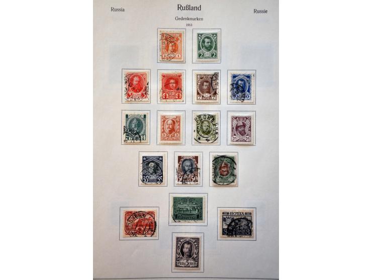 collectie 1858-2000 **/* en gebruikt w.b. betere nummers in 4 albums en 1 insteekboek, in doosje