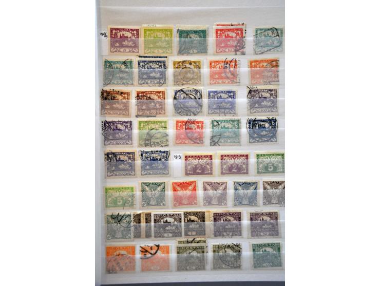 collectie 1918-1992 w.b. Slowakije 1939-1945 in 3 dikke insteekboeken
