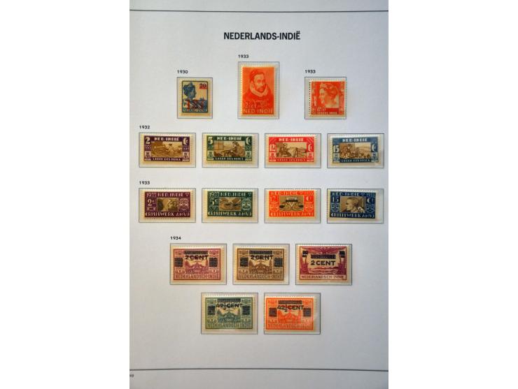 en Nieuw-Guinea collectie 1899-1948 */** met beter materiaal w.o Kreisler, Van Konijnenburg 25 gulden etc. in Davo album