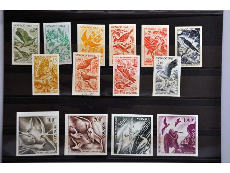 Birds issues 1955 and 1962. 14 unmounted mint imperforated colourproofs backstamped Musée du Timbre-Poste. Palais de Monaco
