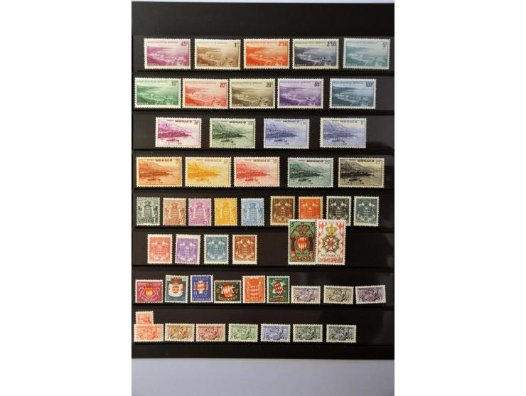 mostly */** including Red Cross blocks (Yv 3a, 3b, 4a and 4b ** (4b gum toned) in Davo binder