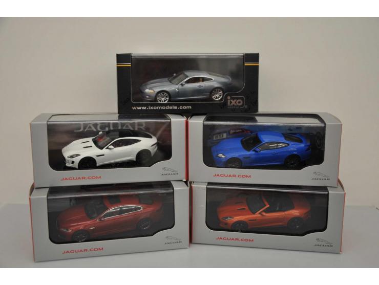 Jaguar XK Coupé 2005, Ixo Models, 1:43, blue, Near Mint (outer carton slightly damaged), Jaguar XKR-S, Ixo Models, 1:43, blue