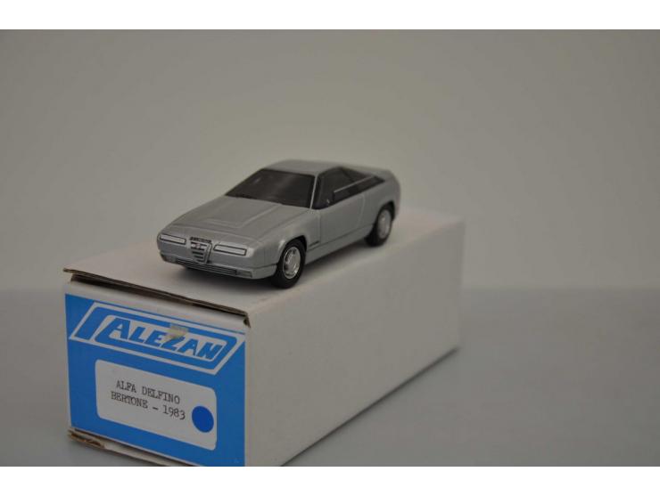 Alfa Romeo Delfino Bertone 1983, Alezan, hand built, 1:43, silver, excellent (left mirror loose in box).