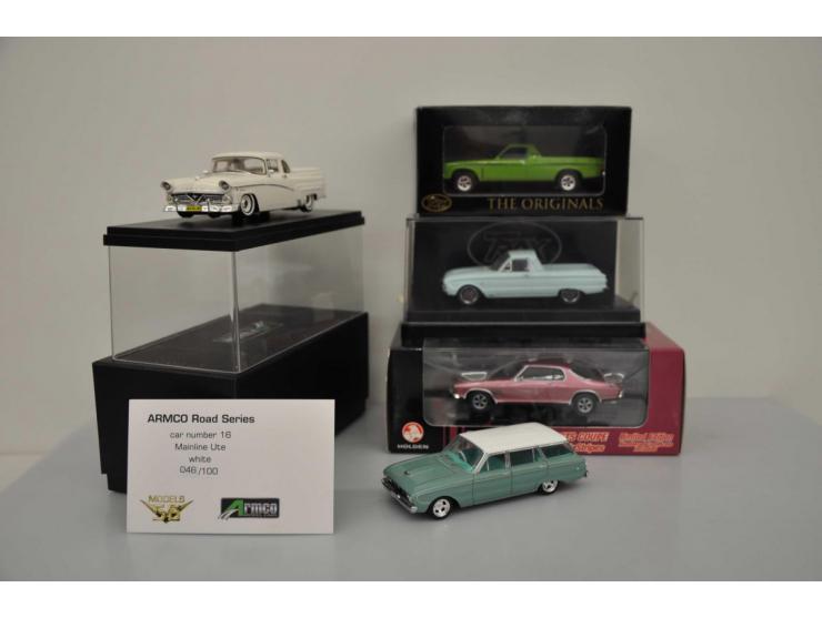 Holden Mainline Ute, Armco Road Series, 1:43, white, Excellent (customized: lowered), Holden HJ Sandman Ute, Trax, 1:43, gree