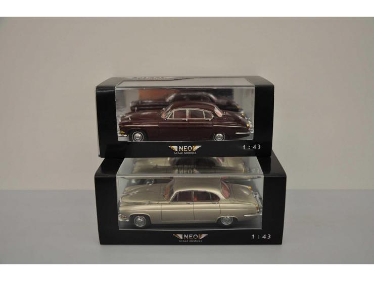 Jaguar MK10, Neo Scale Models, 1:43, gold, Near Mint (left wiper broken), Jaguar 420G, Neo Scale Models, 1:43, dark red, Near