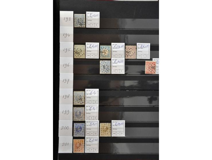 puntstempels, collectie tussen 1-255 op diverse waarden en emissies w.b. mooie afdrukken en betere kantoren, totaal ca. 300 e