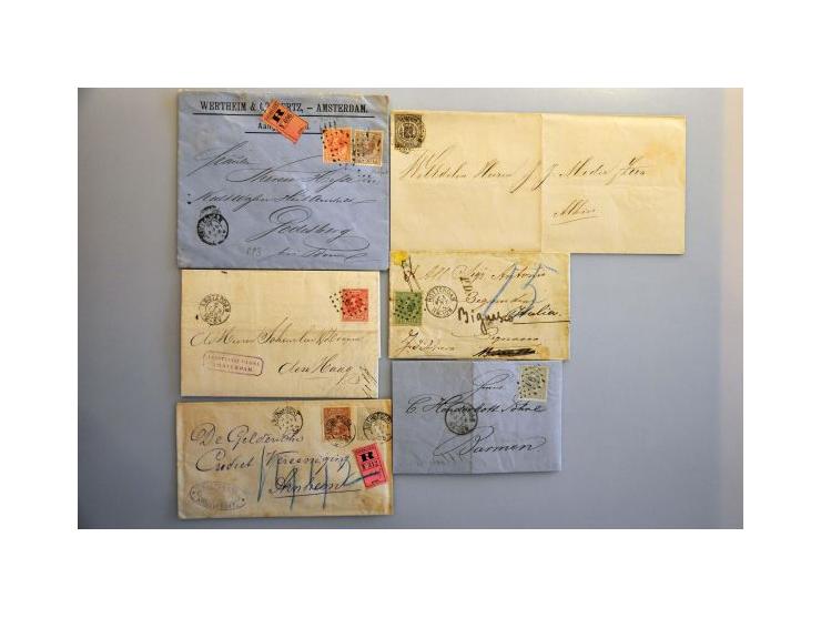 collectie en voorraad **/* en gestempeld in envelop,  2 albums en 2 insteekboeken 